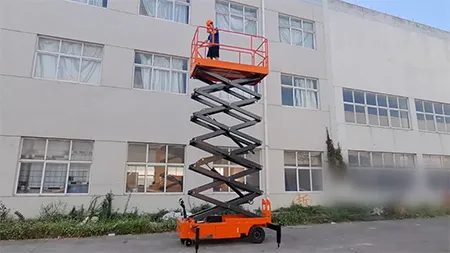 Scissor Lift with Pulling Device