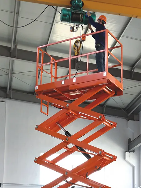 Self-Propelled Scissor Lift (Hydraulic Drive)