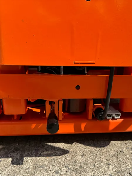 Semi-Electric Aerial Order Picker